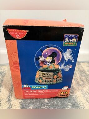 Peanuts Vintage 2005 Halloween Welcome Great Pumpkin Water Globe Original Box